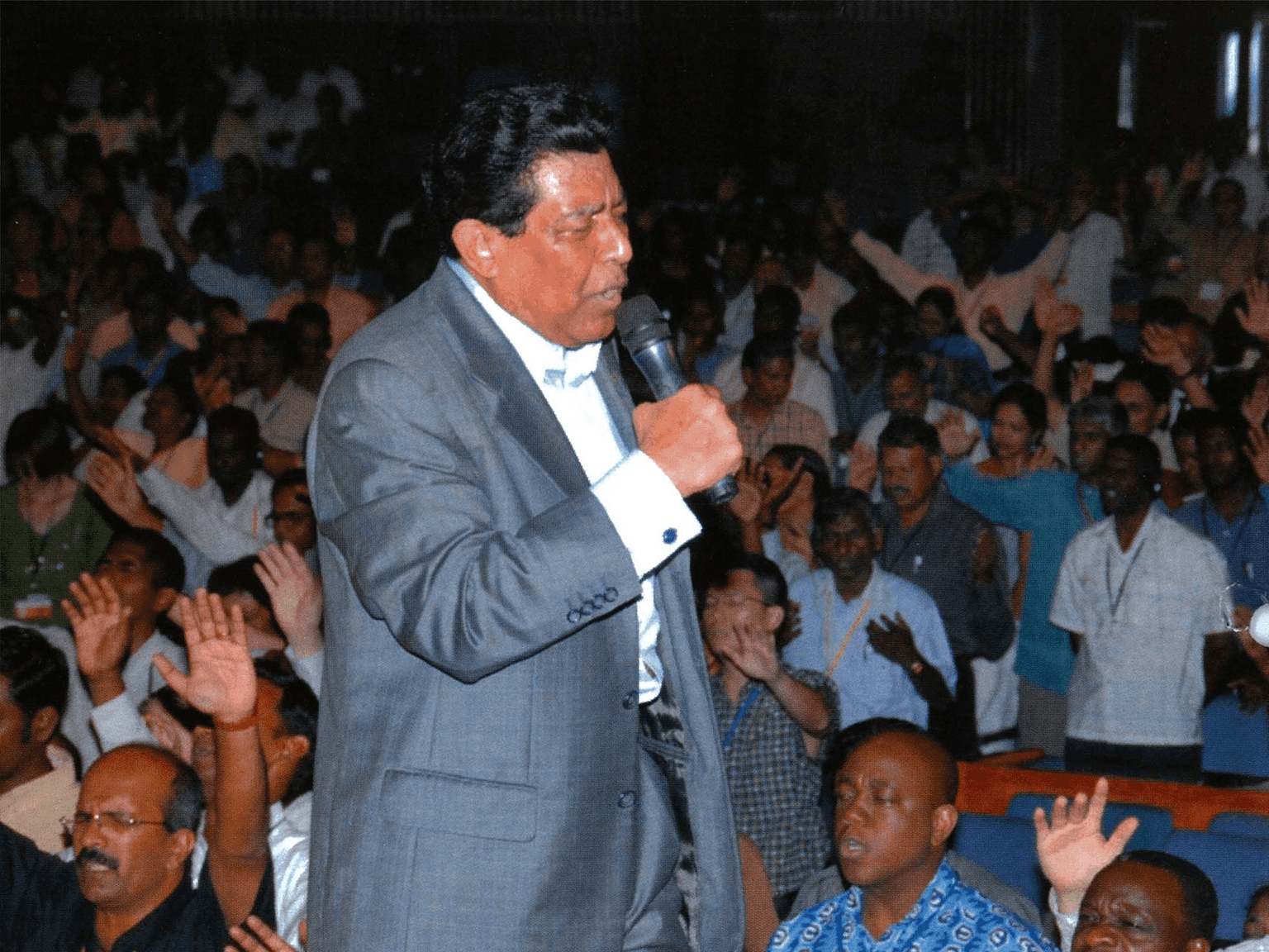 Reaching nations for Christ image 1