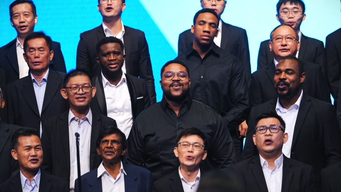Special performace from the Men's Choir - "I Walk by Faith"